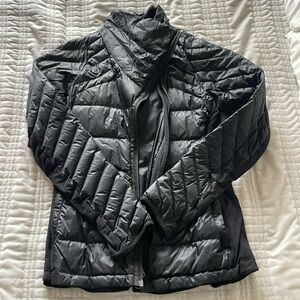 Lululemon Asymmetrical jacket Sz 4